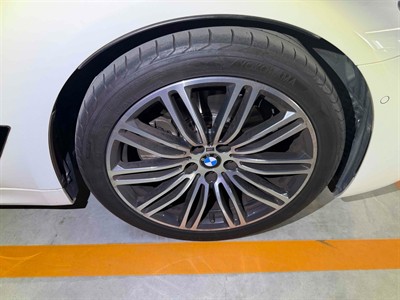 2017 BMW 523i - Thumbnail