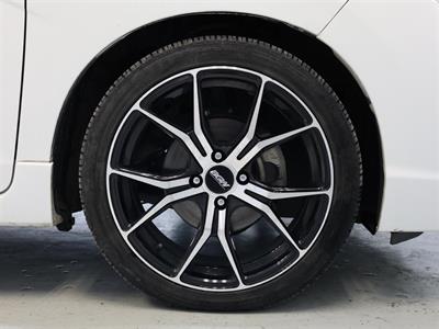 2016 Honda Fit - Thumbnail