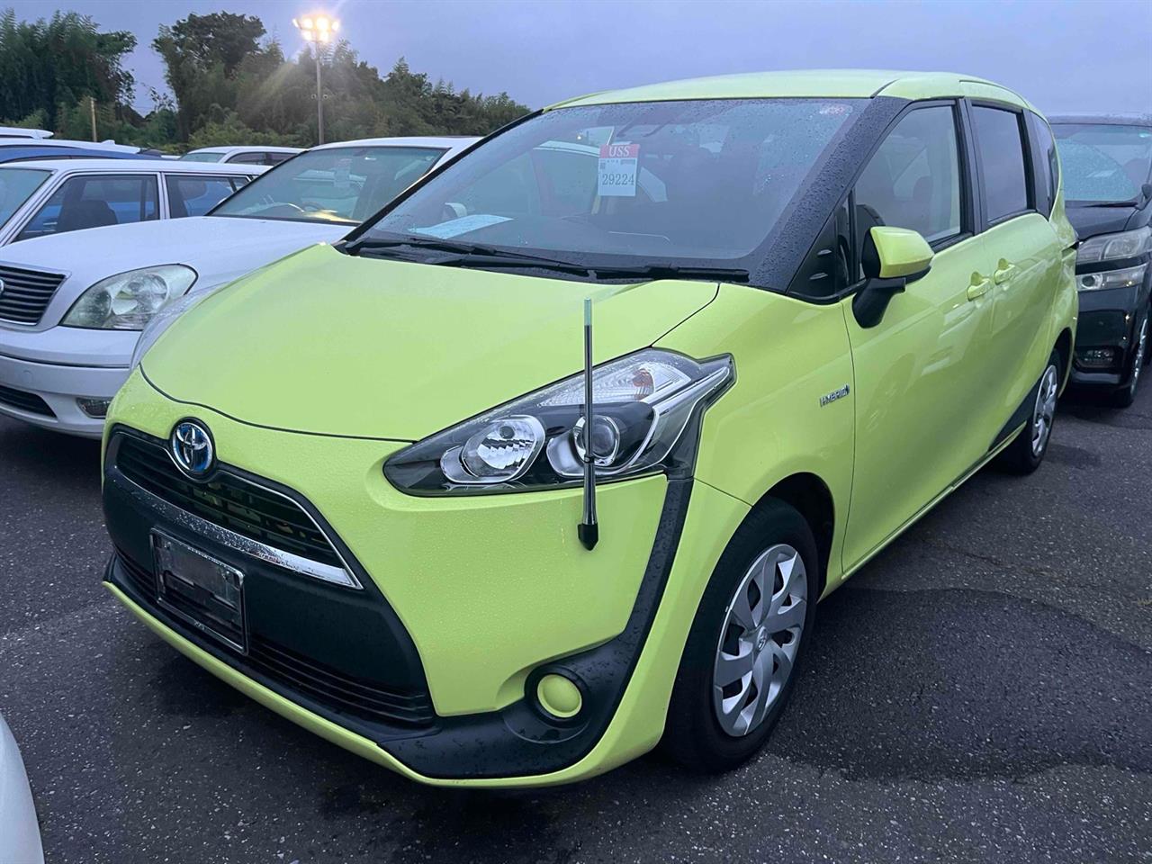 2015 Toyota Sienta