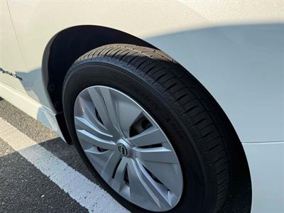 2020 Nissan Leaf - Thumbnail