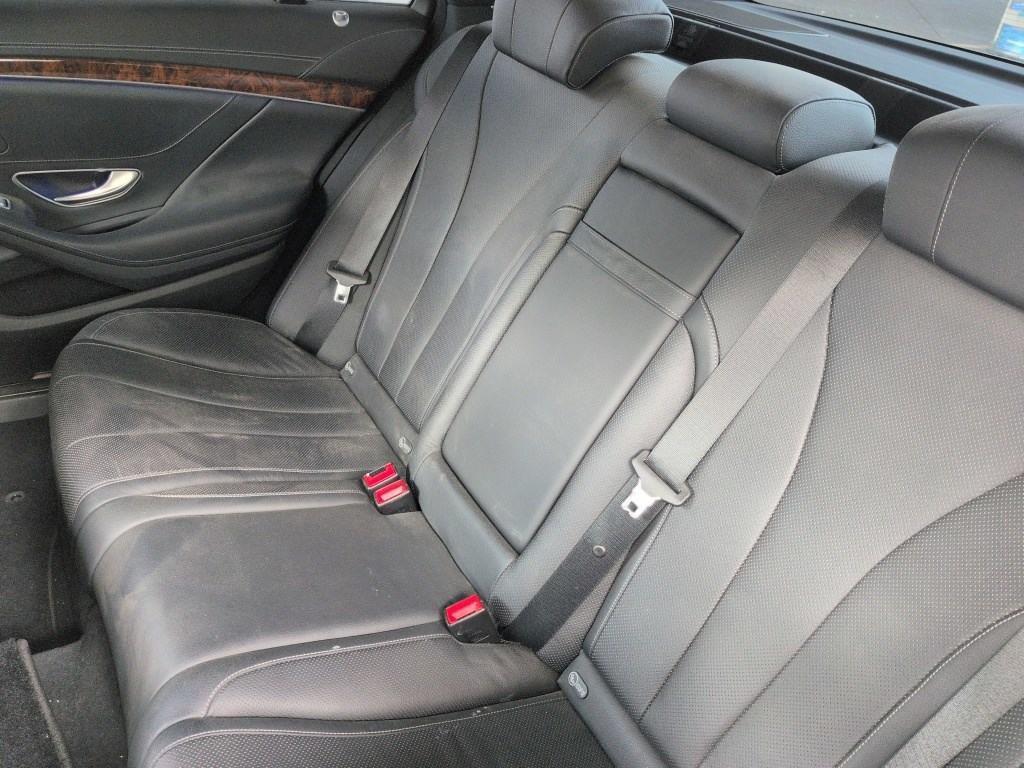 2014 Mercedes-Benz S 400