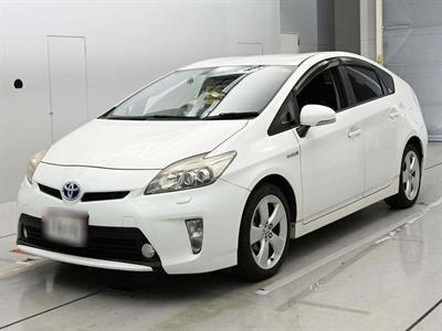 2012 Toyota Prius - Thumbnail