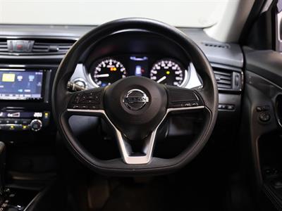 2020 Nissan X-Trail - Thumbnail