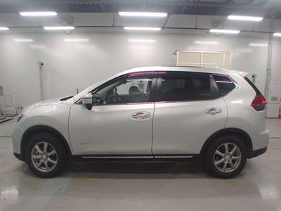 2020 Nissan X-Trail - Thumbnail