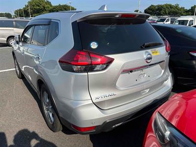 2020 Nissan X-Trail - Thumbnail