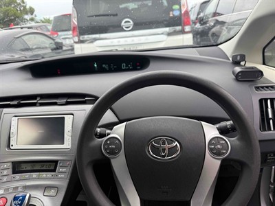 2013 Toyota Prius - Thumbnail