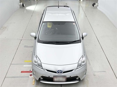 2013 Toyota Prius - Thumbnail