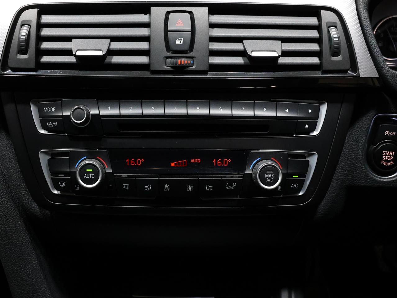 2012 BMW 320d