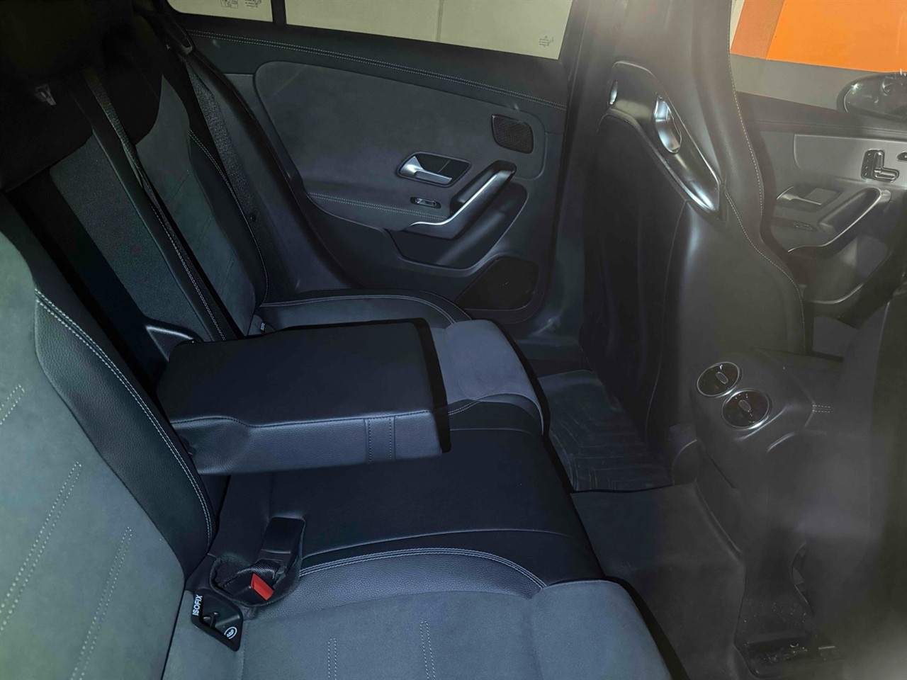 2019 Mercedes-Benz A 35
