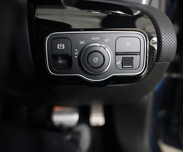 2019 Mercedes-Benz A 35 - Thumbnail