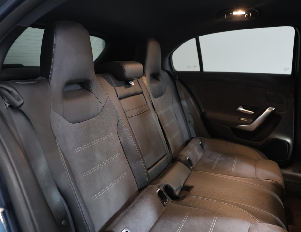 2019 Mercedes-Benz A 35