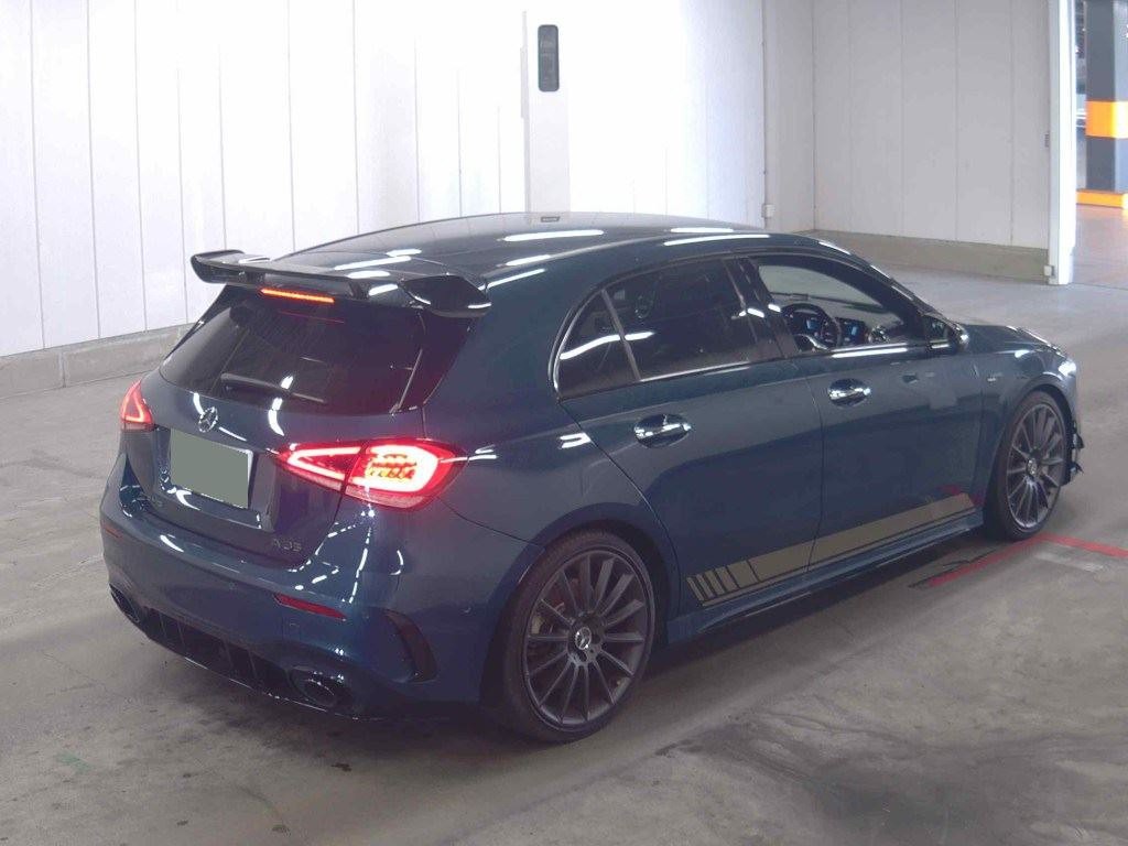 2019 Mercedes-Benz A 35