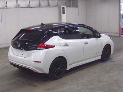 2024 Nissan Leaf - Thumbnail