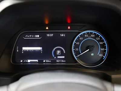 2017 Nissan Leaf - Thumbnail