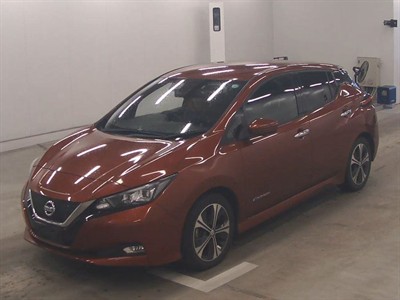2017 Nissan Leaf - Thumbnail