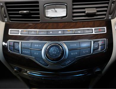 2013 Nissan Fuga - Thumbnail