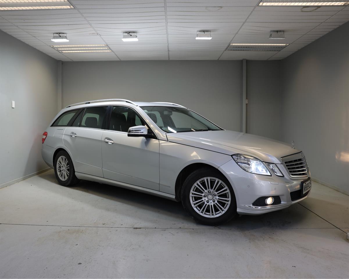 2011 Mercedes-Benz E 300