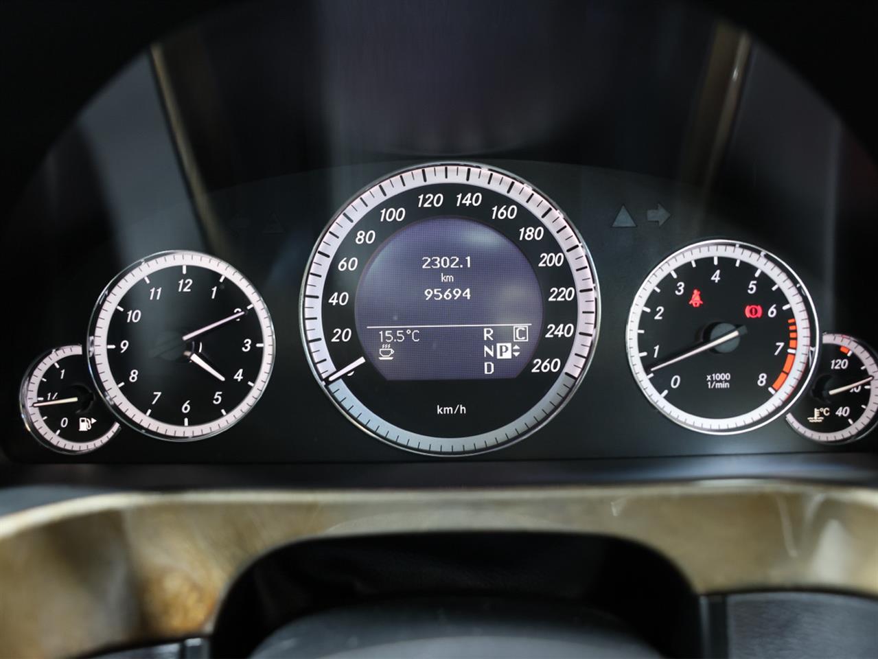 2011 Mercedes-Benz E 300