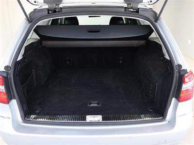 2011 Mercedes-Benz E 300 - Thumbnail