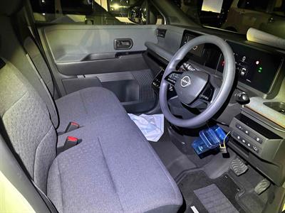 2024 Nissan Sakura - Thumbnail