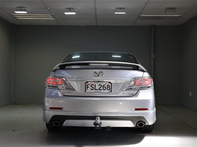 2011 Toyota Aurion - Thumbnail
