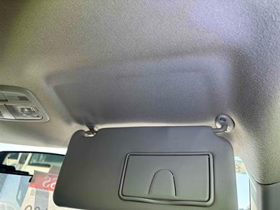 2015 Suzuki Swift - Thumbnail