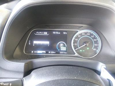 2021 Nissan Leaf - Thumbnail