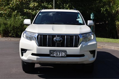 2019 Toyota Land Cruiser Prado - Thumbnail