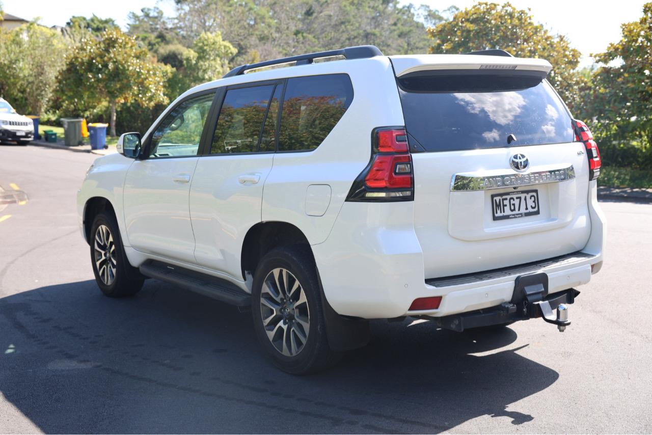 2019 Toyota Land Cruiser Prado