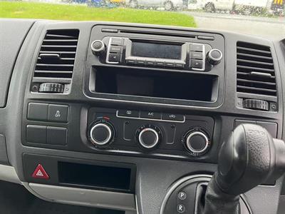 2015 Volkswagen T5 - Thumbnail