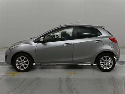 2012 Mazda Demio - Thumbnail