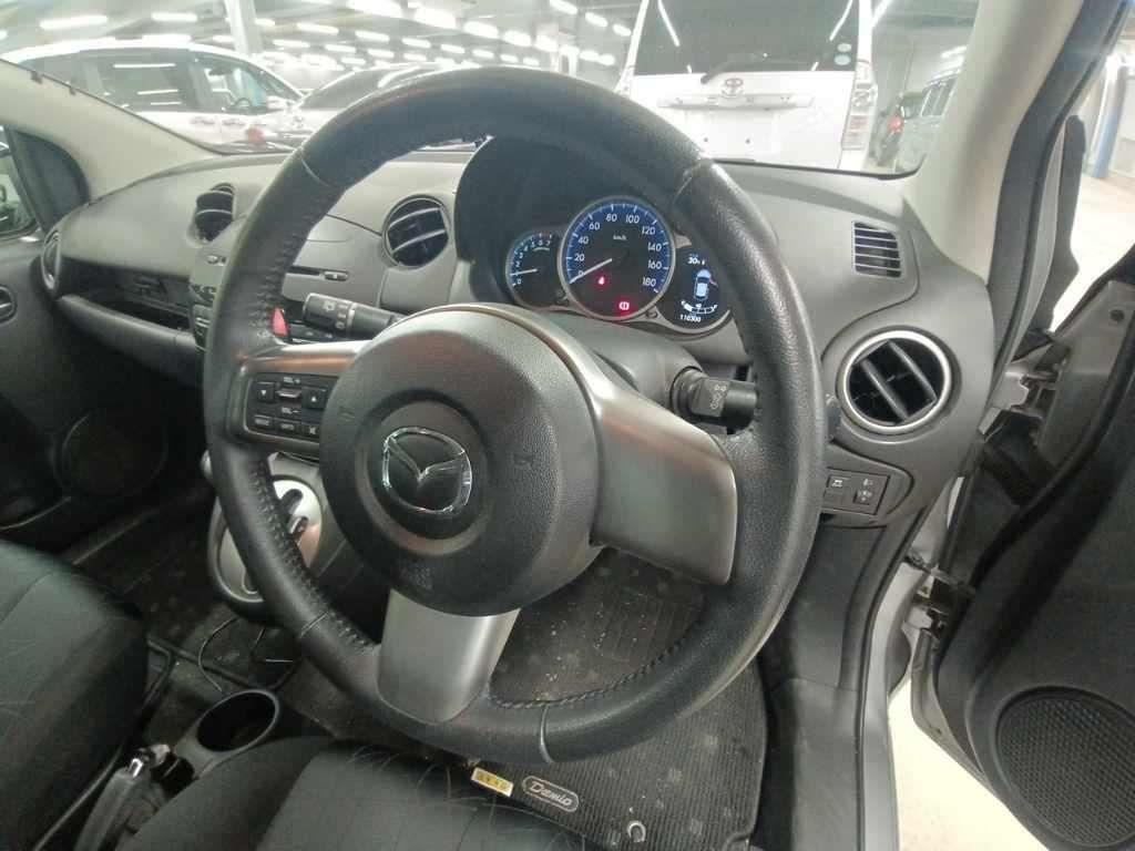 2012 Mazda Demio