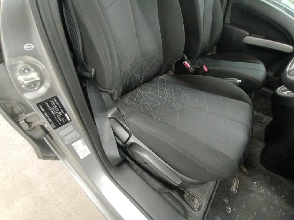 2012 Mazda Demio