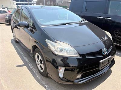2012 Toyota Prius - Thumbnail