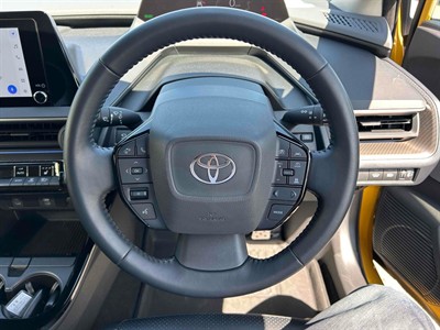 2024 Toyota Prius - Thumbnail