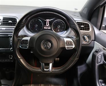 2011 Volkswagen Polo - Thumbnail