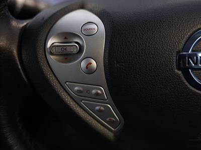 2016 Nissan Leaf - Thumbnail