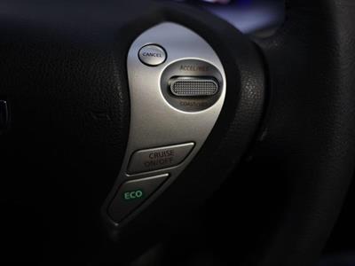 2016 Nissan Leaf - Thumbnail