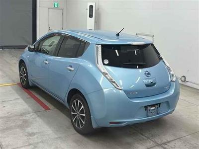 2016 Nissan Leaf - Thumbnail