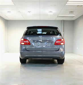 2014 Mercedes-Benz B 200 - Thumbnail