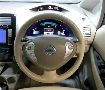 2013 Nissan Leaf - Thumbnail