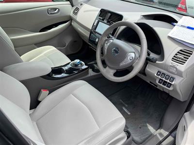 2013 Nissan Leaf - Thumbnail