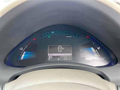 2013 Nissan Leaf - Thumbnail