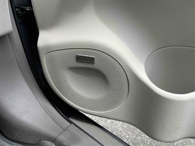 2013 Nissan Leaf - Thumbnail