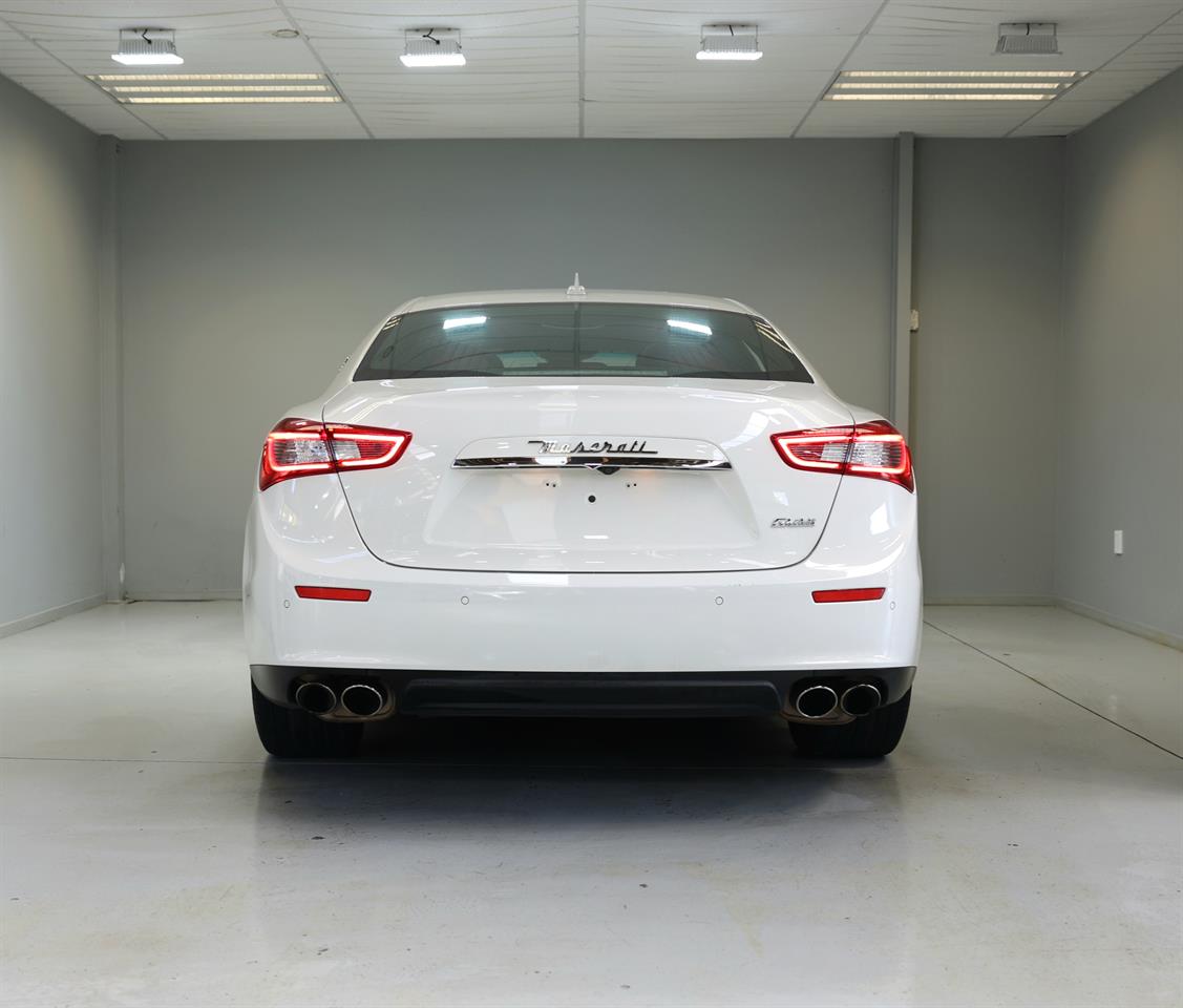 2014 Maserati Ghibli