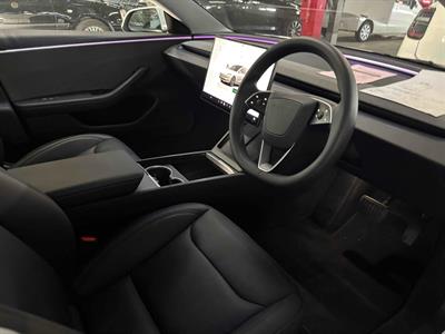 2024 Tesla Model 3 - Thumbnail