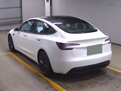 2024 Tesla Model 3 - Thumbnail