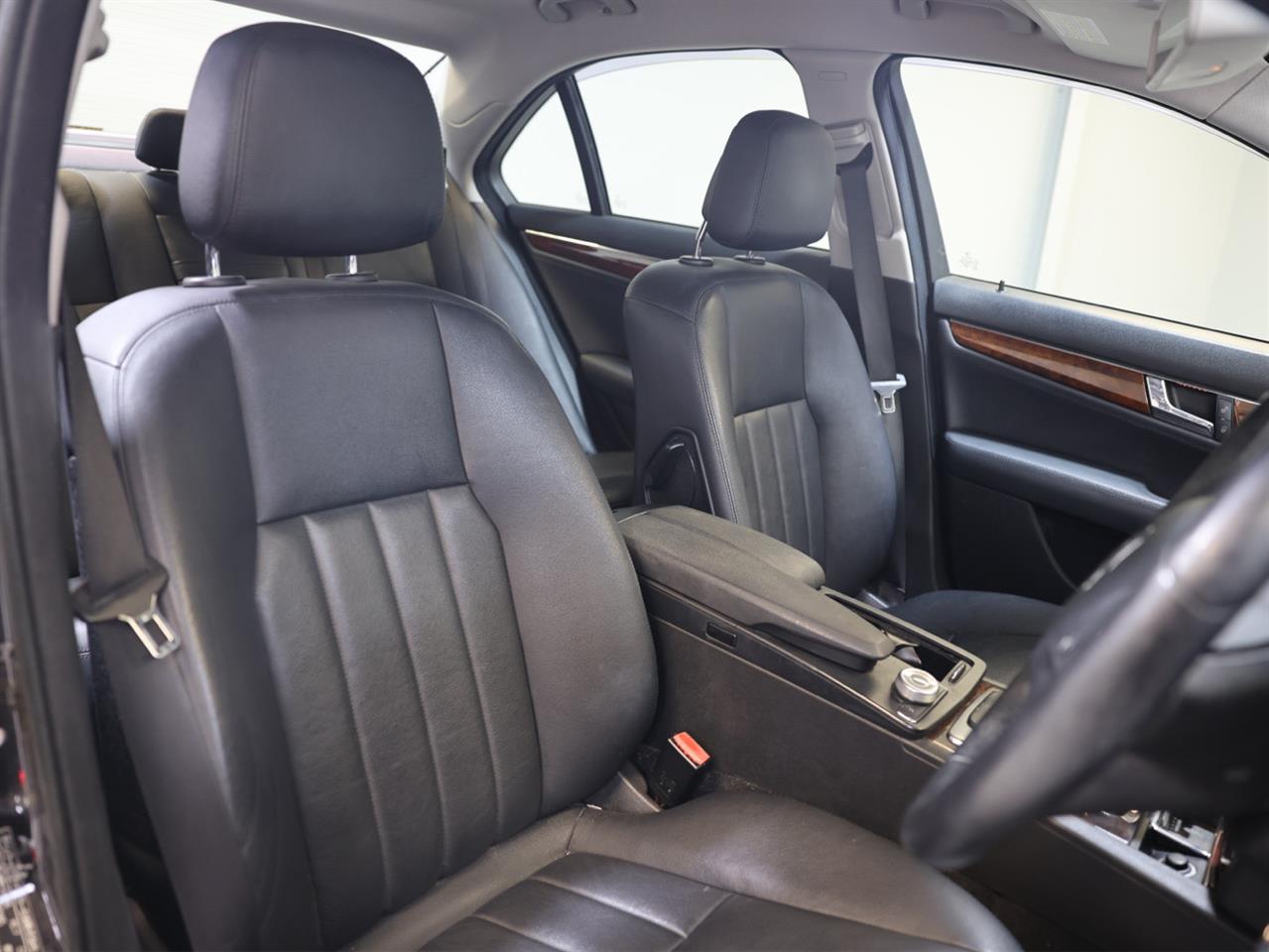 2007 Mercedes-Benz C 200