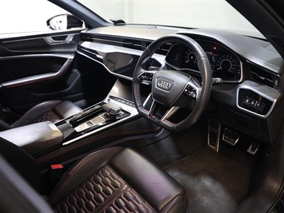 2020 Audi RS6 - Thumbnail