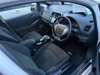 2013 Nissan Leaf - Thumbnail